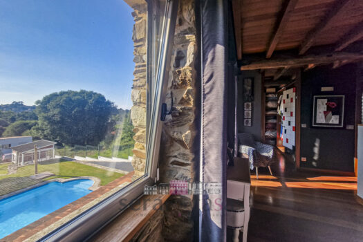 Se vende casa de piedra en Gandario, Bergondo