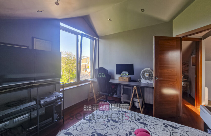 Se vende chalet de piedra en Gandario