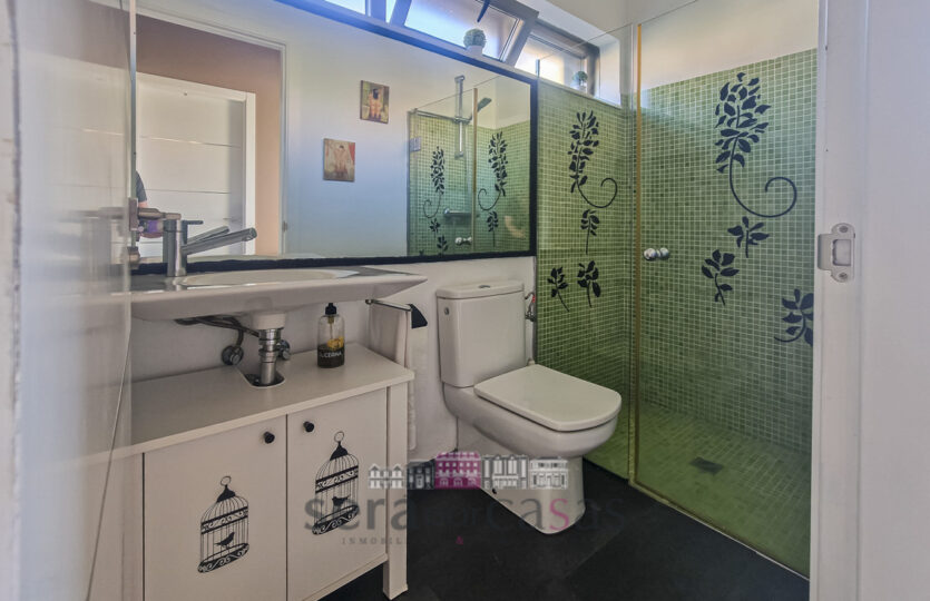 Se vende chalet de piedra en Gandario