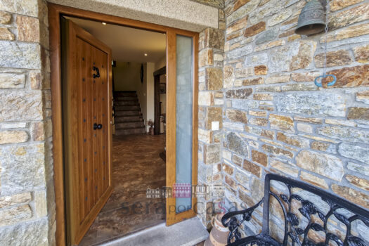 Se vende casa de piedra en Oleiros, A Coruña