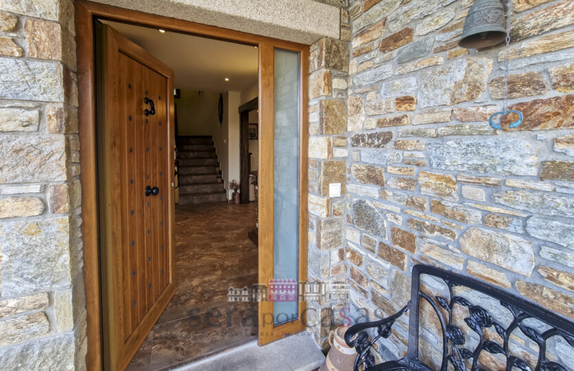 Se vende casa de piedra en Oleiros