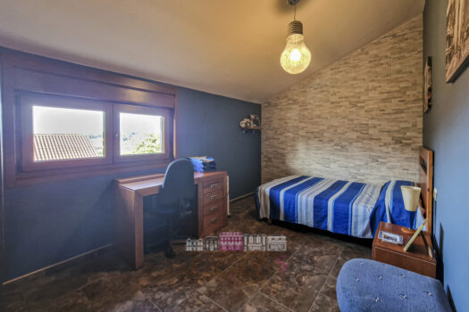 Se vende casa de piedra en Oleiros, A Coruña