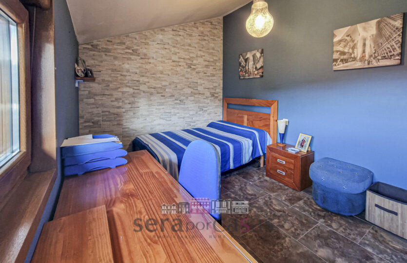 Se vende casa de piedra en Oleiros