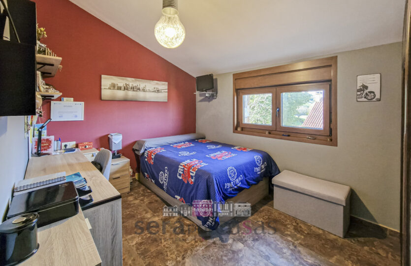 Se vende casa de piedra en Oleiros