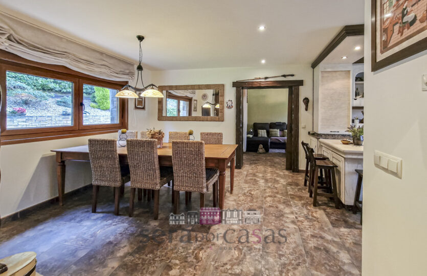 Se vende casa de piedra en Oleiros