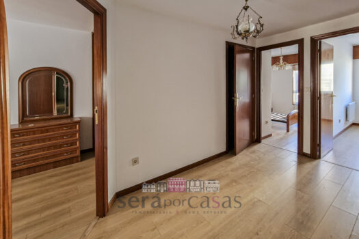 Se vende piso en Los Rosales, A Coruña
