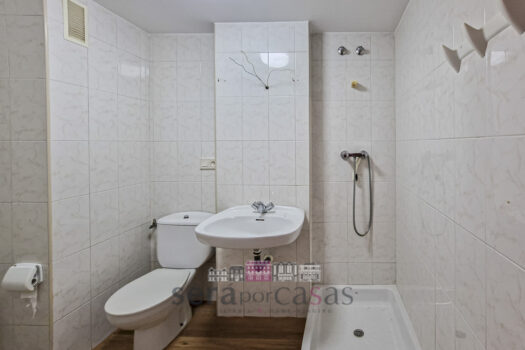 Se vende piso en Los Rosales, A Coruña