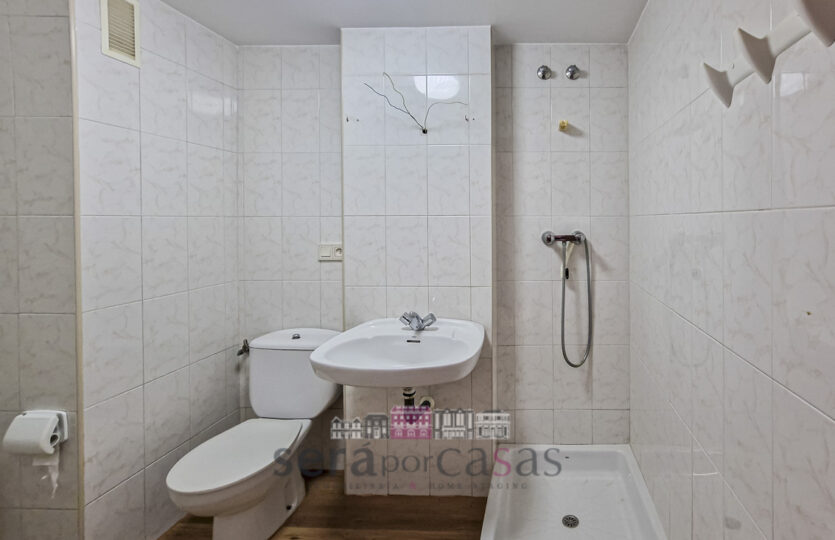 Se vende piso en Los Rosales