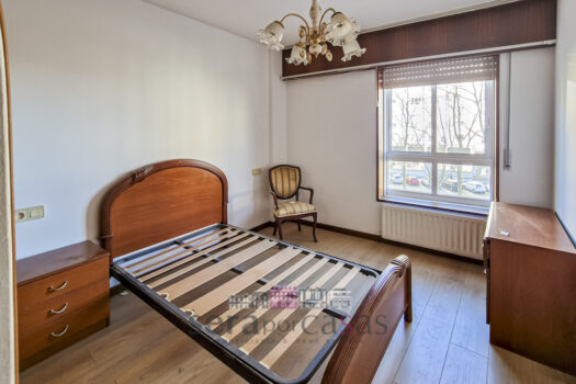 Se vende piso en Los Rosales, A Coruña