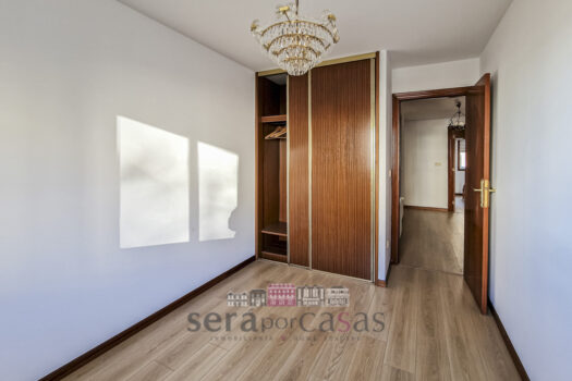 Se vende piso en Los Rosales, A Coruña
