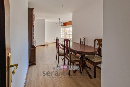 Se vende piso en Los Rosales, A Coruña