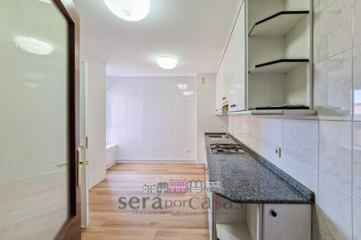 Se vende piso en Los Rosales, A Coruña