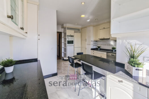 Se vende piso en el centro de A Coruña con vistas al mar