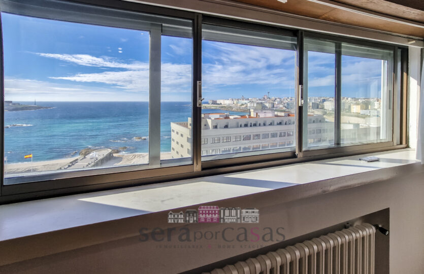 Se vende piso en el centro de A Coruña con vistas