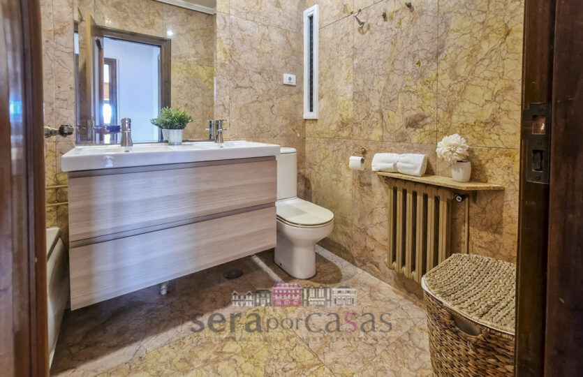 Se vende piso en el centro de A Coruña con vistas