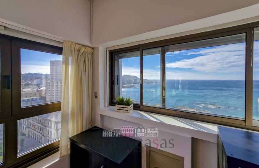 Se vende piso en el centro de A Coruña con vistas
