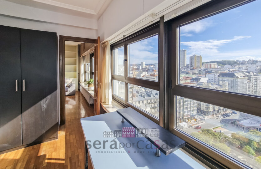 Se vende piso en el centro de A Coruña con vistas
