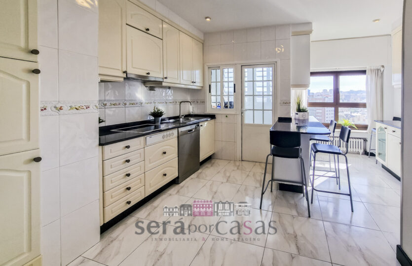 Se vende piso en el centro de A Coruña con vistas