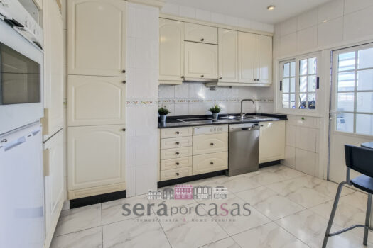 Se vende piso en el centro de A Coruña con vistas al mar