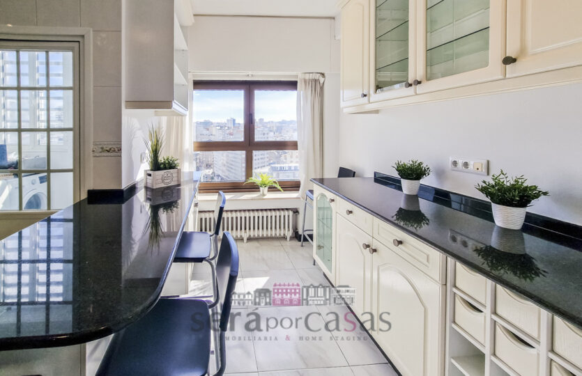 Se vende piso en el centro de A Coruña con vistas