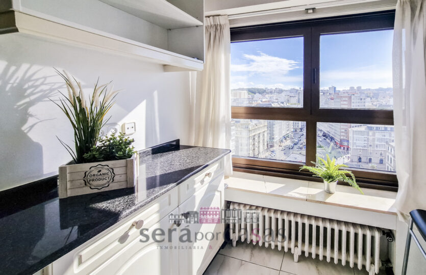 Se vende piso en el centro de A Coruña con vistas