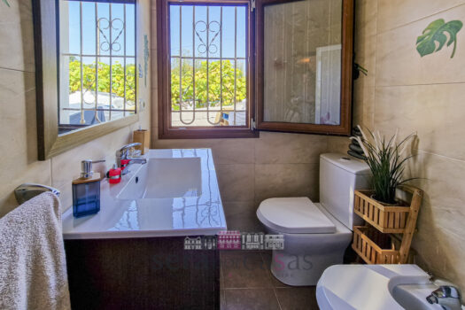 Se vende casa a diez minutos de Ordenes