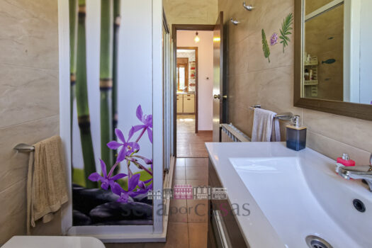 Se vende casa a diez minutos de Ordenes