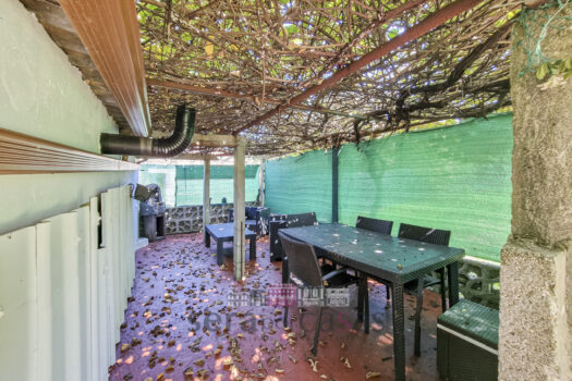 Se vende casa a diez minutos de Ordenes