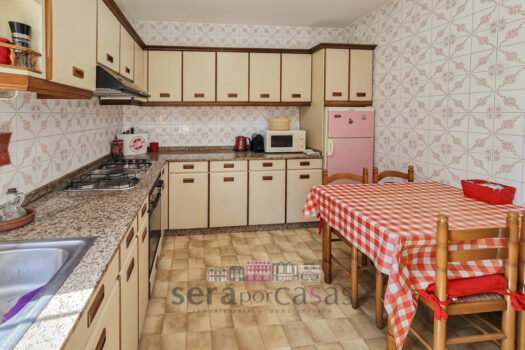 Se vende casa a diez minutos de Ordenes