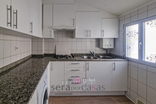 Se vende piso en A Coruña, con terraza cubierta